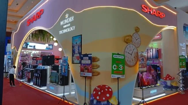 Booth Sharp di Jakarta Fair 2026. [Sharp Indonesia]