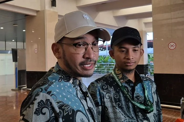 Pulang Umrah di Tengah Konflik dengan Sarwendah, Ruben Onsu Ungkap Doanya di Depan Kakbah