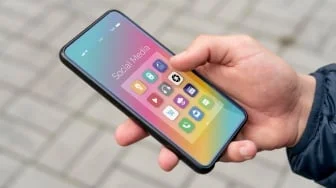 Harga Lagi Naik tapi Mau Beli HP Baru? Ini Tips David GadgetIn agar Tak Rugi