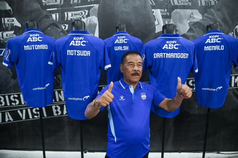 Resmi! Persib Bandung Datangkan Ragnar Oratmangoen dengan Kontrak 3 Tahun