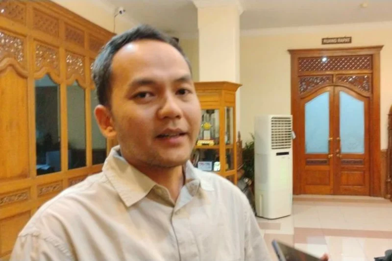 SDN di Solo Sepi Pendaftar, Wali Kota Respati Bakal Tranformasi Pendidikan Sekolah Negeri