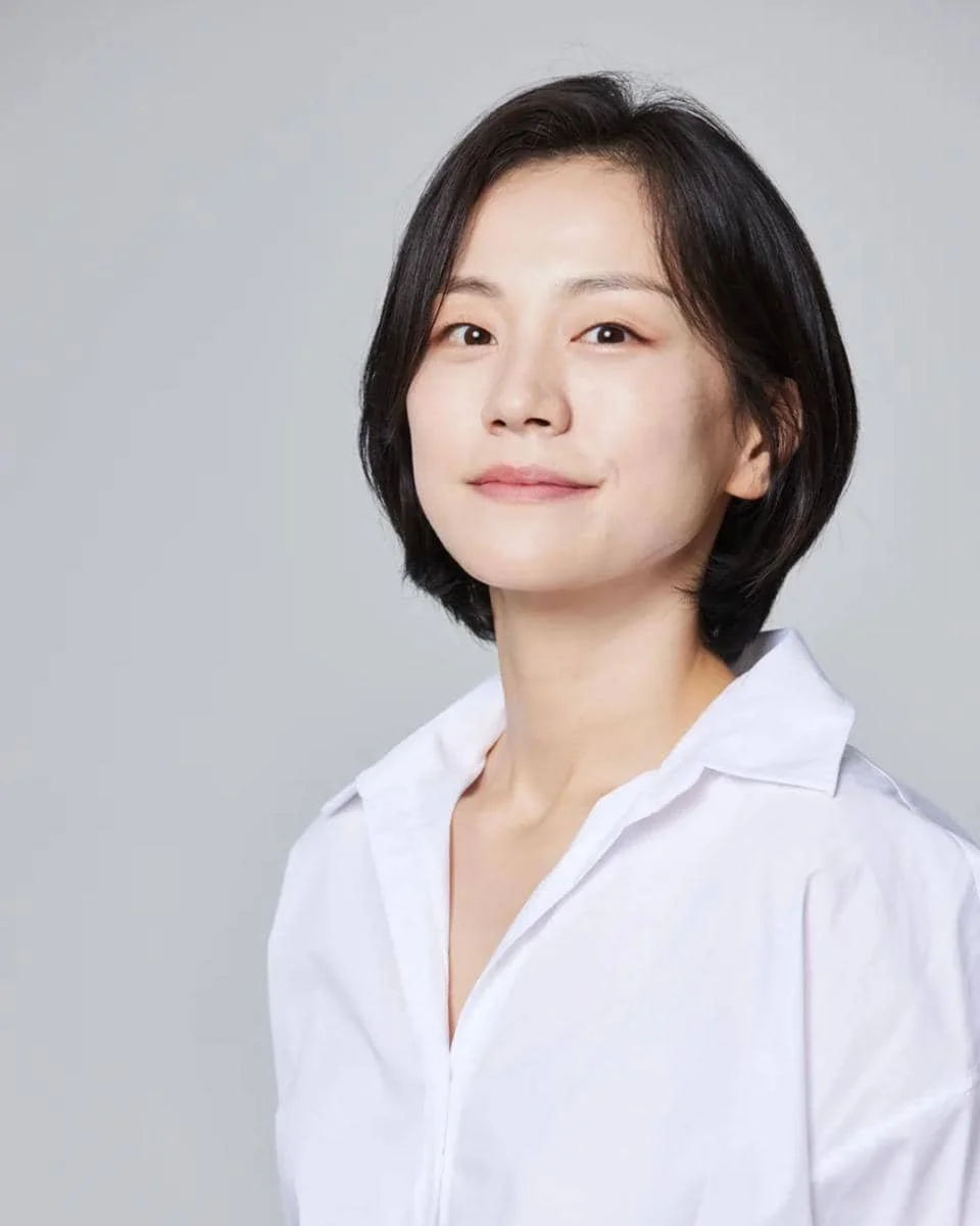 Potret Lee Hwa Jung