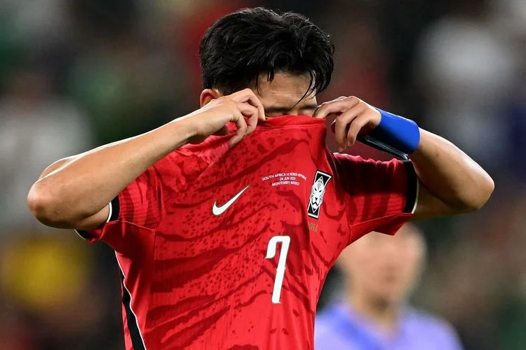 Kapten Korea Selatan Son Heung-min bereaksi setelah laga Grup A antara Afrika Selatan dan Korea Selatan di Piala Dunia FIFA 2026 di Estadio Monterrey di Monterrey, Meksiko, pada 24 Juni 2026.