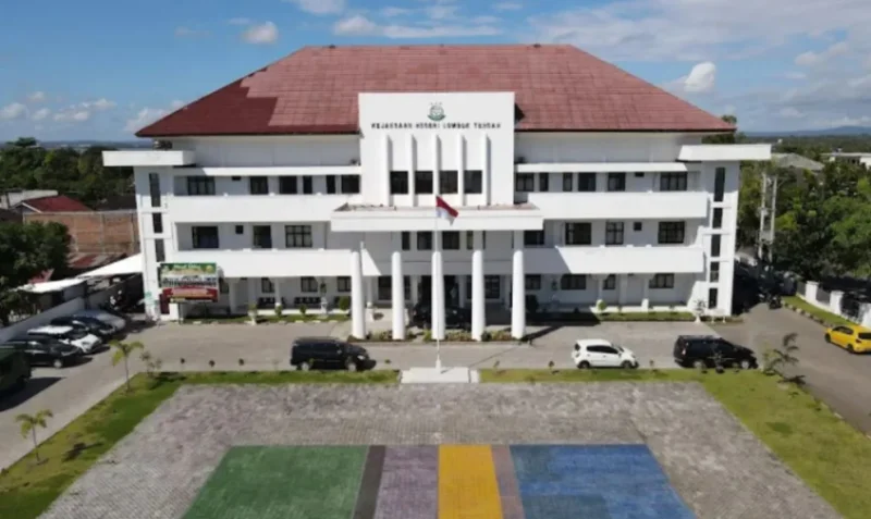 Kejari Lombok Tengah Peringatkan Modus Penipuan Lewat WhatsApp yang Mencatut Foto Pejabat