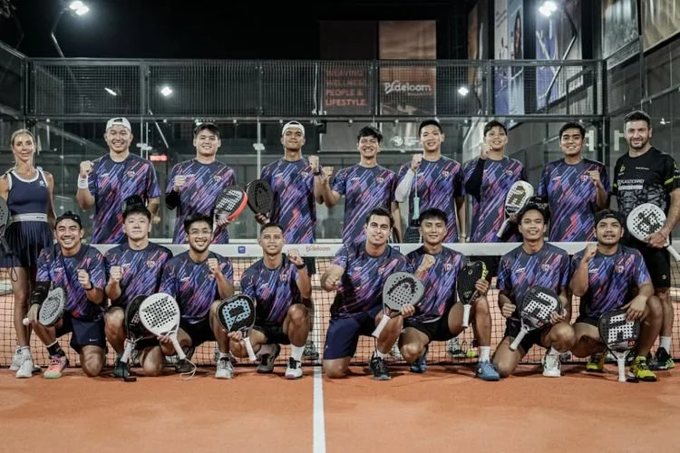 Atlet padel putra Indonesia
