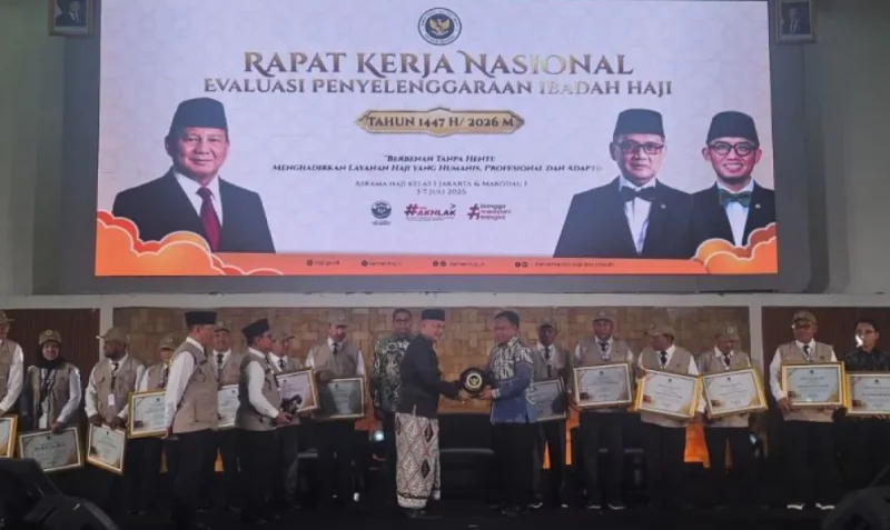 Polri Raih Penghargaan dari Kementerian Haji dan Umrah atas Dukungan Penyelenggaraan Haji 1447 Hijriah