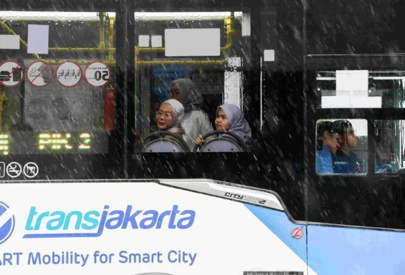 DTKJ Usul Tarif Langganan TransJakarta Rp200 Ribu per Bulan, Setuju?Do