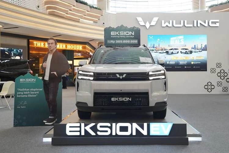 Wuling Eksion EV dan Eksion PHEV resmi diperkenalkan di Bekasi