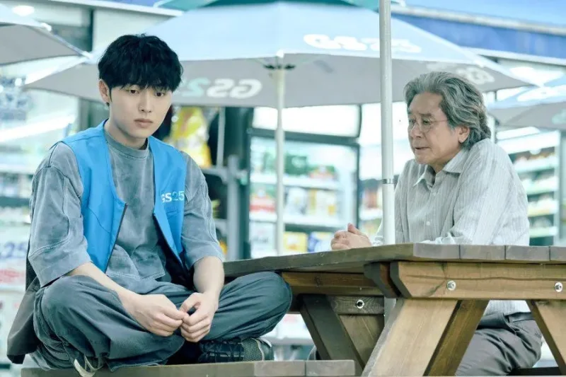 7 Hal yang Membuat Mun Oh Percaya Lee Kang di Notes from the Last Row