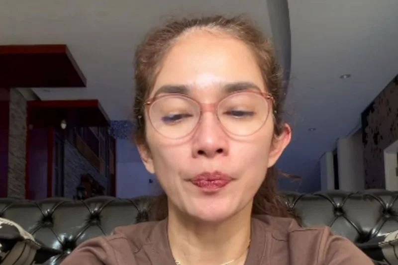 Masalah Internal Buat Kecewa, Ussy Sulistiawaty Putuskan Tutup Nasi Bejeg Wijaya