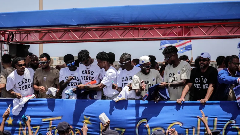 Video: Memukau dunia di Piala Dunia... Suporter Cape Verde menyambut timnya dengan "sambutan layaknya pahlawan"