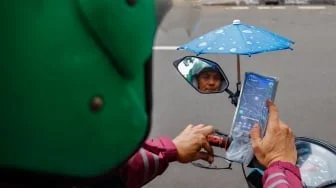 Komisi Ojol 8% Berlaku, Pendapatan Naik? Ini Kata Driver Ojol!