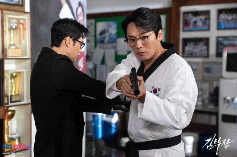 7 Skill Tak Terduga Sung Han Soo di Agent Kim Reactivated, Master!