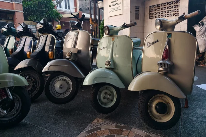 Tembus Ratusan Juta Rupiah, Ini Alasan Harga Vespa Klasik Selangit