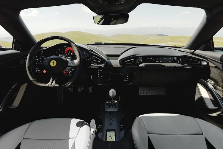 Ferrari 12Cilindri Manuale