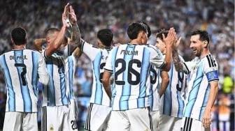 Rahasia di Balik Tembok Pertahanan Timnas Argentina: Air Suci dan Kayu Aromatik
