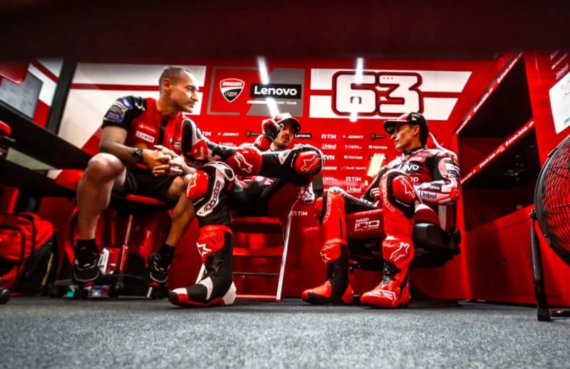 Tak Peduli Konflik Valentino Rossi – Marc Marquez, Francesco Bagnaia: Kami Saling Buntu