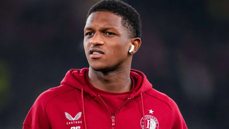 Pemain Feyenoord tidak menutup kemungkinan bahwa ia masih akan memilih bergabung dengan klub raksasa Eropa