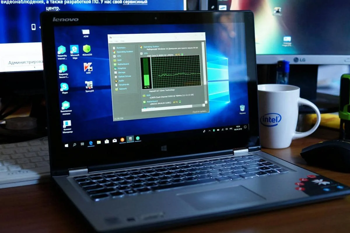 ilustrasi laptop