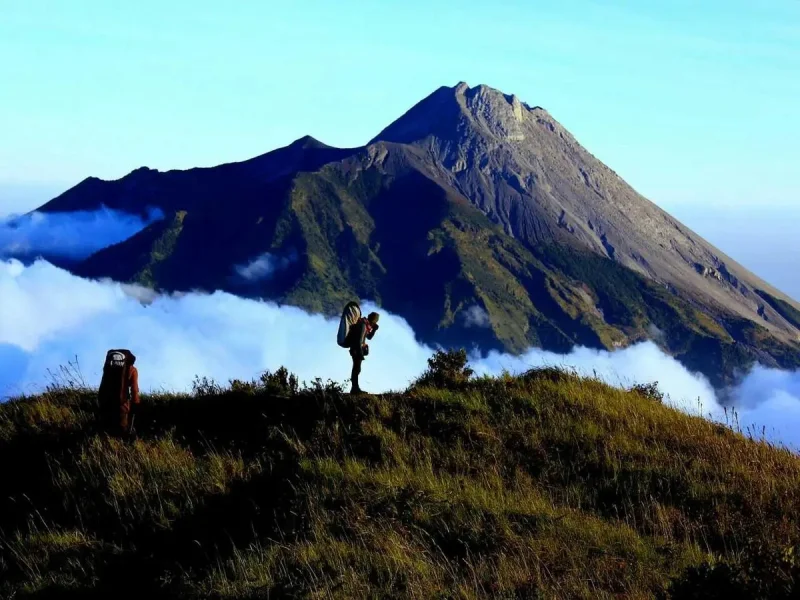 5 Gunung di Pulau Jawa yang Tutup Pendakian Juli-Agustus 2026