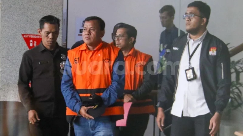 KPK Periksa 9 Saksi Kasus Suap Bupati Kuansing, Ketua DPRD Juprizal Ikut Dipanggil!