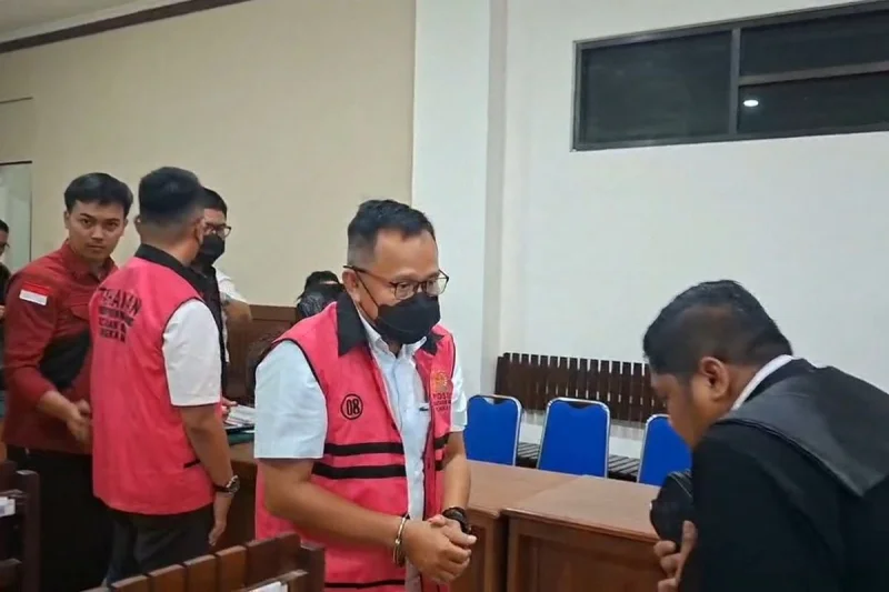 Kadis ESDM Kalteng Nonaktif, Terdakwa Korupsi Zirkon Minta Jadi Tahanan Rumah