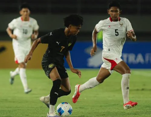 Timnas Indonesia U-17 vs Timnas Malaysia U-17 (Foto: Instagram/@famalaysia)