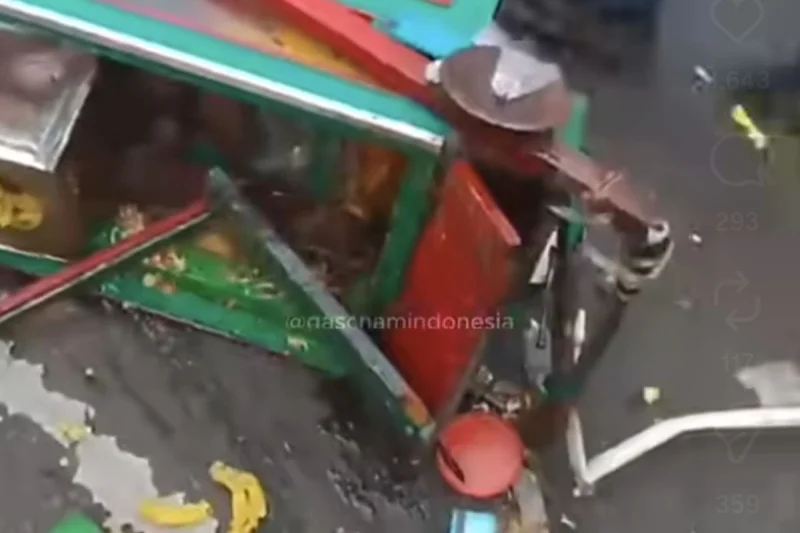 Polisi Bantah Pedagang Asinan yang Ditabrak Mobil di Kemayoran Jakpus Meninggal Dunia