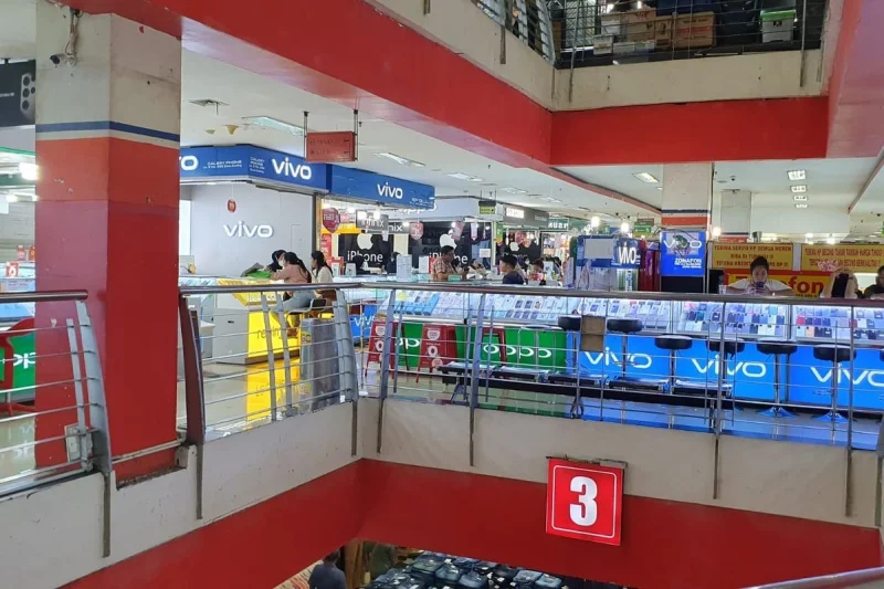 Penjualan HP di China Lesu, Pesta Diskon Tak Menolong