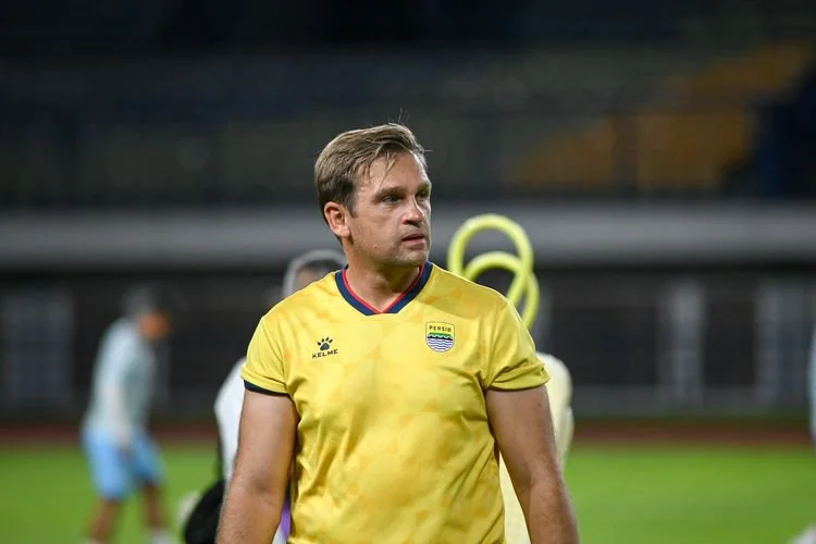 Asisten pelatih Persib Bandung Igor Tolic. 
