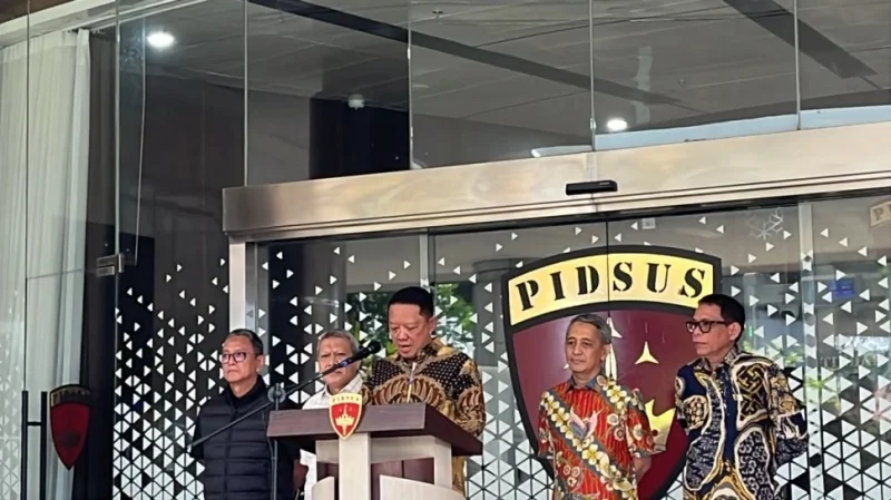 Akui Rumah Sentul Miliknya, Jampidsus Febrie Masih Rahasiakan Sosok Pemilik 74 Kg Emas