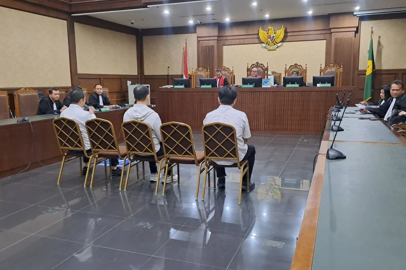 Suap Pejabat Bea Cukai, Bos Blueray Cargo John Field Divonis 2 Tahun Penjara