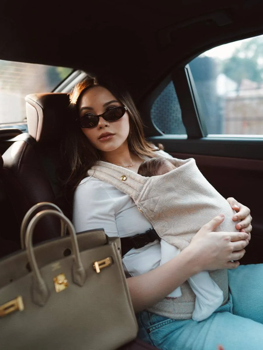 Alyssa Daguise ajak baby Soleil jalan-jalan