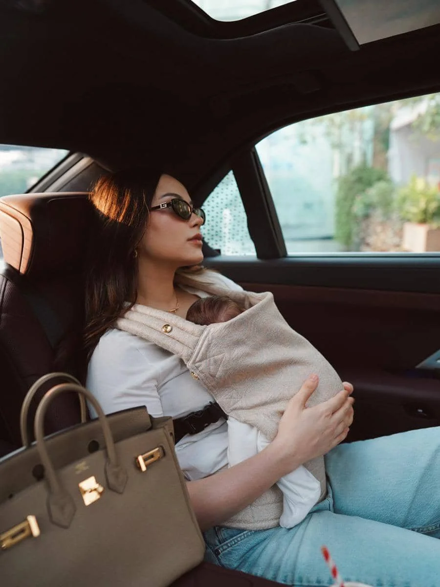 Alyssa Daguise ajak baby Soleil jalan-jalan