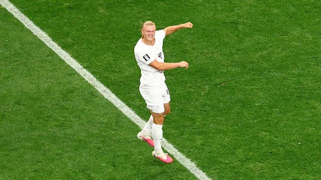 Haaland Sebut Inggris Favorit Juara, Minta Norwegia Tetap Membumi