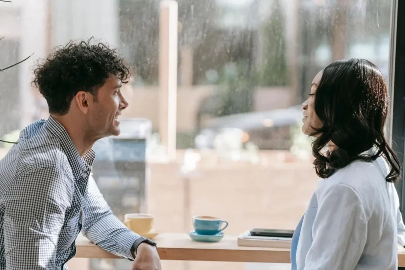 Situationship Bikin Bingung? Ini 5 Alasan Kamu Harus Minta Kejelasan