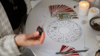 Ramalan Zodiak 11 Juli 2026: 5 Zodiak Ini Diprediksi Banjir Keberuntungan dan Cuan!
