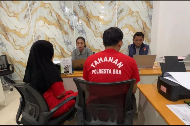 Kronologi Sepasang Kekasih Buang Bayi di Toilet KA Sancaka, Keliling Stasiun hingga Ditangkap Polisi