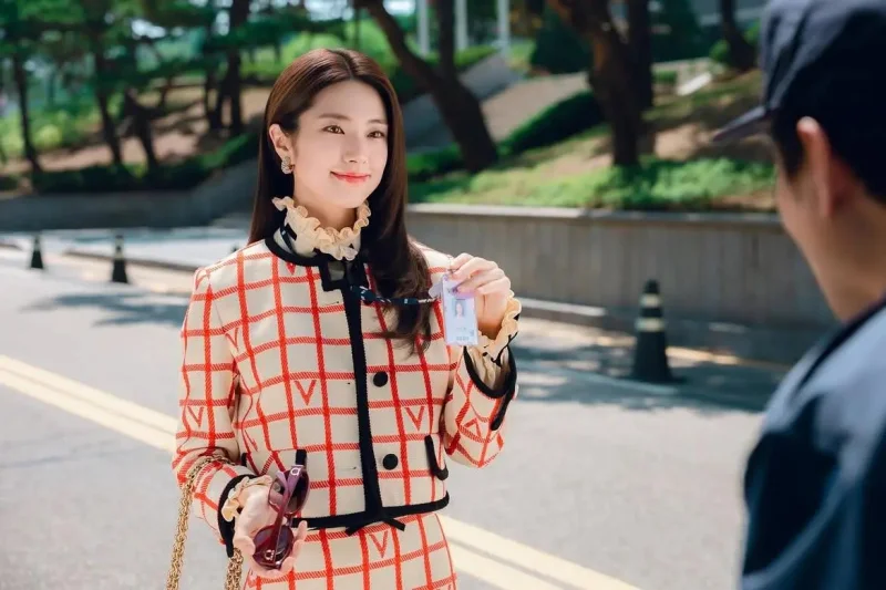 6 Drakor Orisinal Netflix Ha Young, Our Sticky Love Tayang 7 Agustus