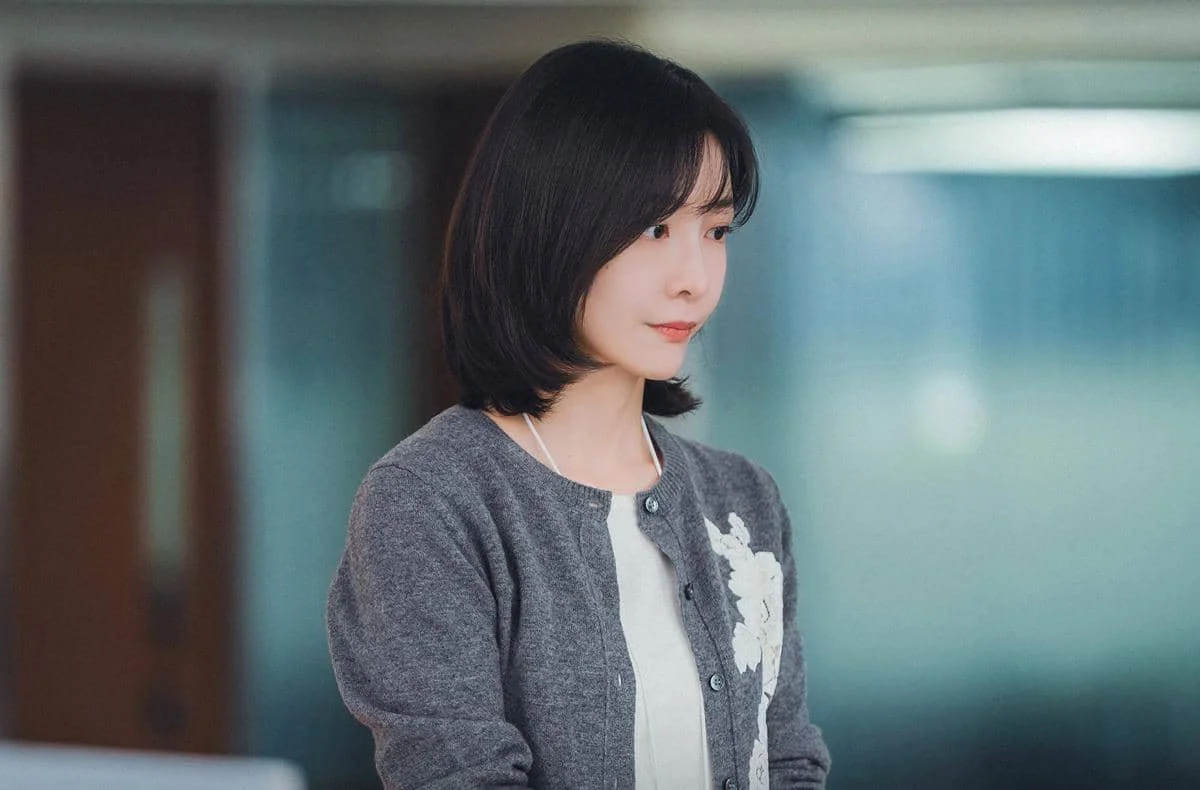 still cut drama Korea See You at Work Tomorrow