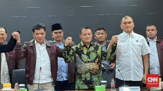 Alasan Kasus yang Jerat Eks Jampidsus Febrie Dilimpahkan ke Kejagung