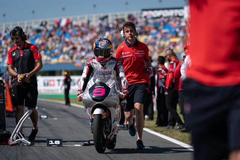 Kualifikasi Moto3 Jerman: Uriarte Pole Position, Veda Pratama P13