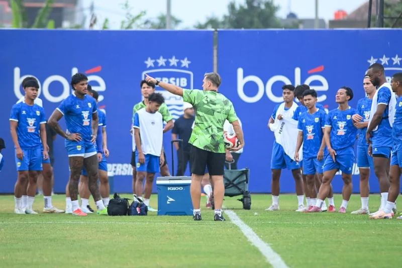 Persib Latihan Perdana, Hanya 21 Pemain Tanpa Notsuda dan Personel Timnas