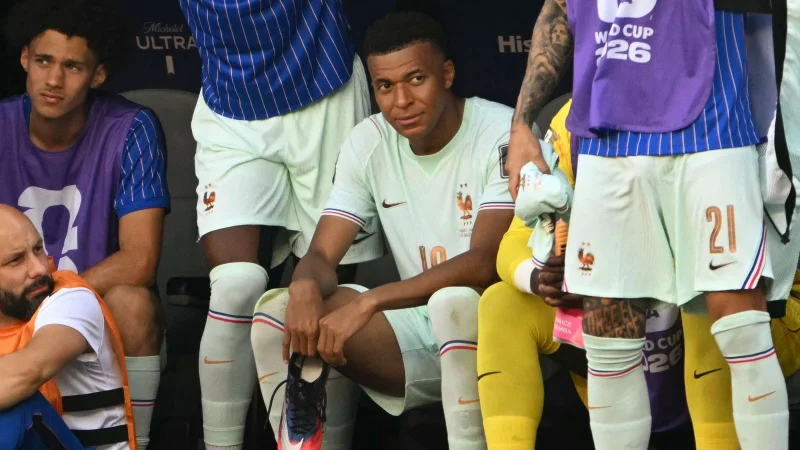 Dua Pemain Absen dalam Latihan Les Bleus... Perkembangan Terbaru Mengenai Mbappé dan Tchouaméni Jelang Laga Melawan Spanyol
