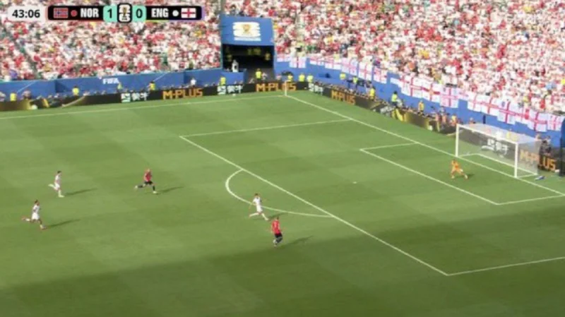 Alexander Sorloth Diserang Gara-Gara Ogah Umpan ke Erling Haaland di Laga Timnas Norwegia vs Inggris!