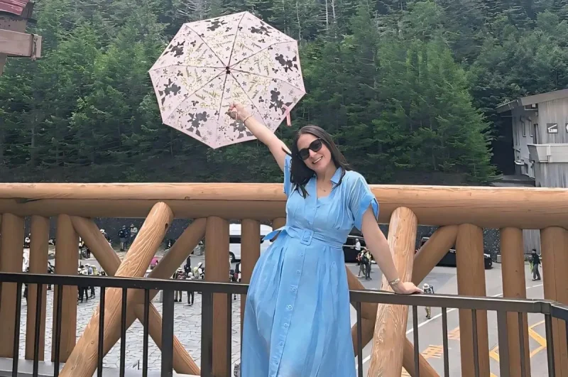 9 Potret Shraddha Arya Liburan di Jepang, Seru Main ke Shibuya