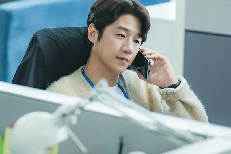 7 Premis Menarik Karakter Kwon Tae Sung di A Bona Fide Killer