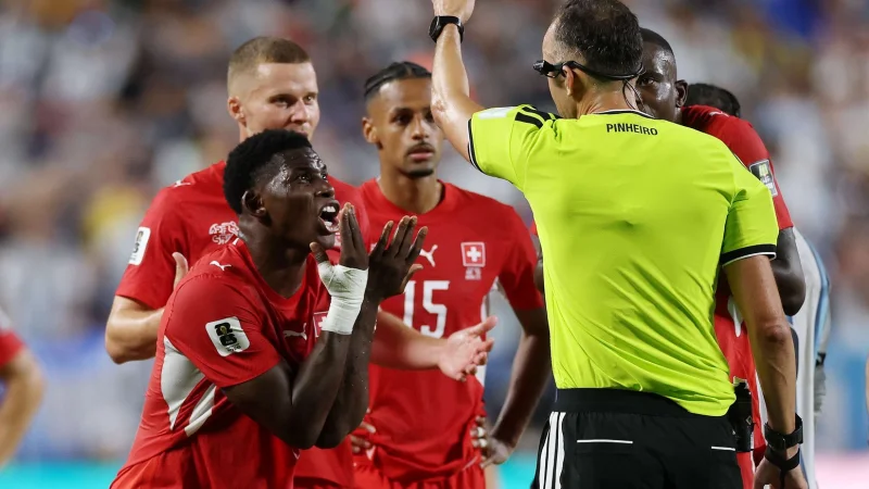 Video: Insiden wasit paling aneh dan menegangkan di Piala Dunia... Kontroversi baru yang menguntungkan Argentina!