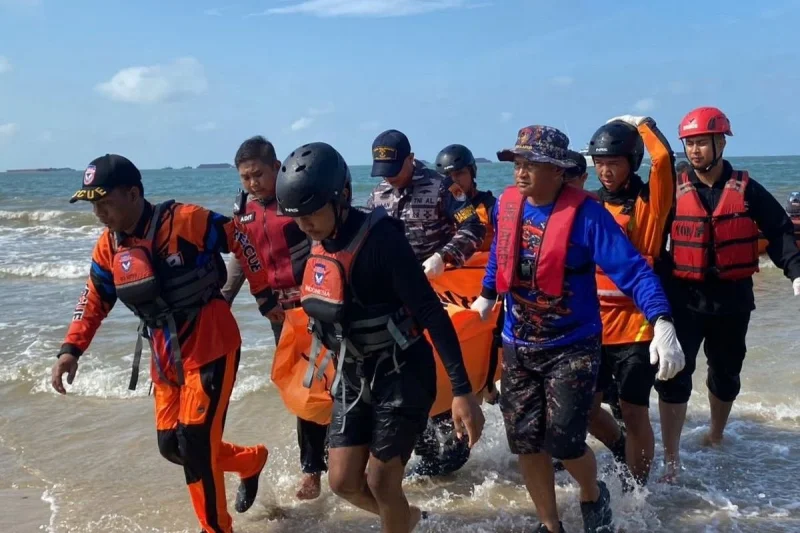 Tim SAR Temukan Bocah yang Hilang di Pantai Kemala Balikpapan, Korban Meninggal Dunia