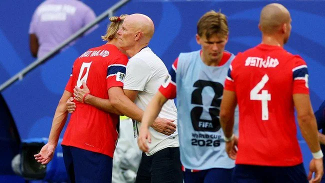 Alasan Pelatih Norwegia Ganti Haaland Saat Takluk dari Inggris